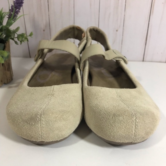 OTBT Springfield Cream Suede Mary Jane Style Wedge 8.5 - Picture 2 of 8